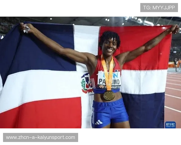 巴巴多斯田径比赛吸引大量少年参与，巴巴多斯视频